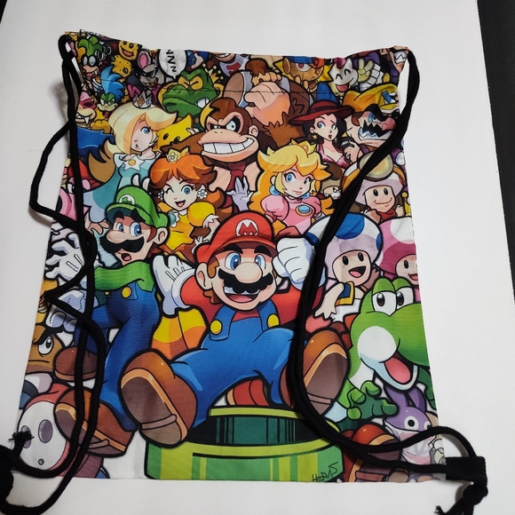 Super Mario Bros. & Friends New drawstring gaming backpack with extra game pouch - Picture 2 of 4
